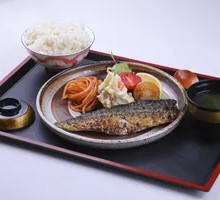 Grilled Pacific Saury