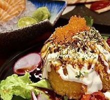 Spicy Potato Mashed with温泉 Egg Salad