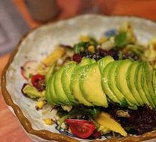 Avocado Quinoa Salad