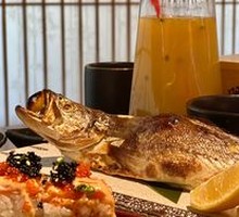 Premium Salt-Roasted Garlic Fish