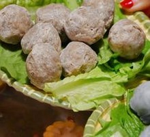 Beef tendon meatballs