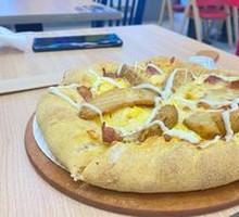 American-style Bacon & Potato Pizza