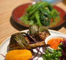 Crispy Shrimp Patties with Sweet and Sour Sauce