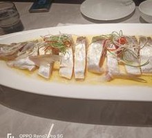 Steamed Silver Carp with Chicken Broth