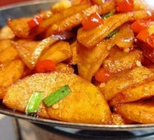 Spicy Potatoes in Dry Pot