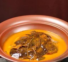 Braised Turtle with Red Sauce