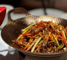 Stir-fried Mountain Bamboo Shoots with Preserved Pork