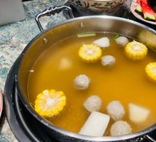 Beef tendon meatball hot pot base