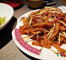 Dry-Fried Beef Rice Noodles