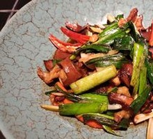 Spicy Sea Cucumber with Beef Liver Mushrooms