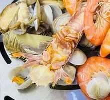 Peeled shrimp