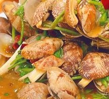 Spicy Stir-Fried Clams