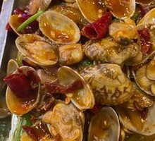 Spicy Stir-Fried Clams