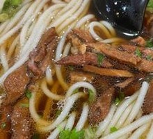Original Soup with Shredded Pork Noodles