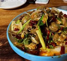 Spicy Stir-Fried Clams