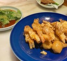 Pear-Encrusted Almond Shrimp