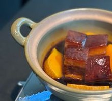 Shikumen Old Wine Braised Pork