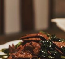 Blood皮菜 stir-fried with猪 liver