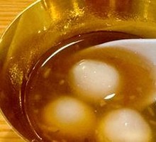 Osmanthus Glutinous Rice Balls in Fermented Rice Soup