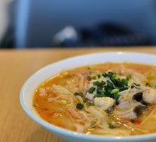 Sour Vinegar Eel Noodles
