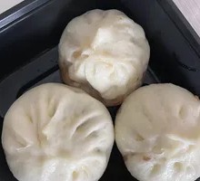 Pork and fennel dumplings (1 liang, 3 pieces)