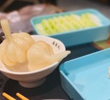 Sweet Pickled Garlic