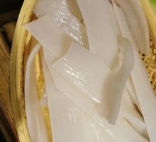 Wide Rice Noodles