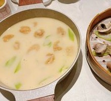Steam-cooked boneless crucian carp