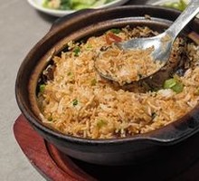 Classic Cantonese Claypot Rice with Preserved Meats