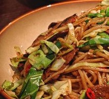 Stir-Fried Pig Liver Noodles