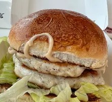 Double Sesame Sauce Grilled Chicken Burger