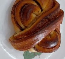 Butterfly Cinnamon Roll