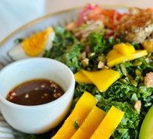 Lemongrass Chicken Energy Salad