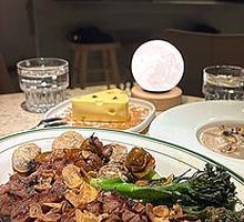 Garlic Spicy Sirloin Steak with Olive Oil