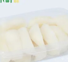 Autumn Moon Pear Fruit Cut