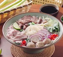 Locomotive Rice Noodles