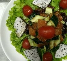 Salmon and Dragon Fruit Salad