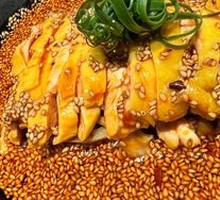 Spicy麻 Chicken with Chili and Sichuan Peppercorns