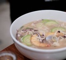 Seafood Daoxiao Noodles
