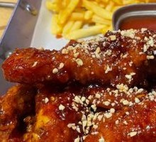 Sweet and Spicy Boneless Fried Chicken