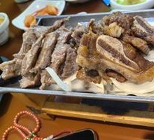 Grilled Seasoned Beef Ribs