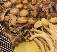 Beef Short Ribs and Intestines Platter
