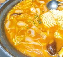 Military-style Hot Pot