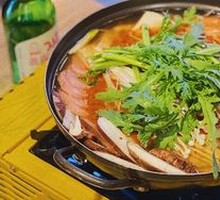 Military-style Hot Pot
