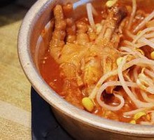 Spicy Stir-Fried Chicken Feet