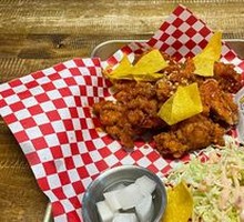 Sweet Sauce Boneless Fried Chicken