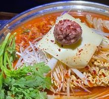 Military-style Hot Pot