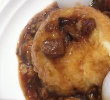 Braised Pork with Mashed Potatoes