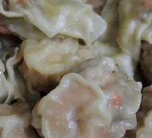 Fresh Shrimp and Crab Roe Pork Dumplings