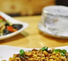 Stir-fried Duck Egg with Rice Noodles